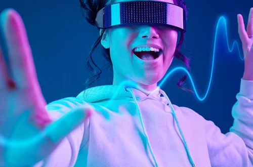 6746cdef46a2ad2c80d7d88e_AR_VR_MV - Gaming